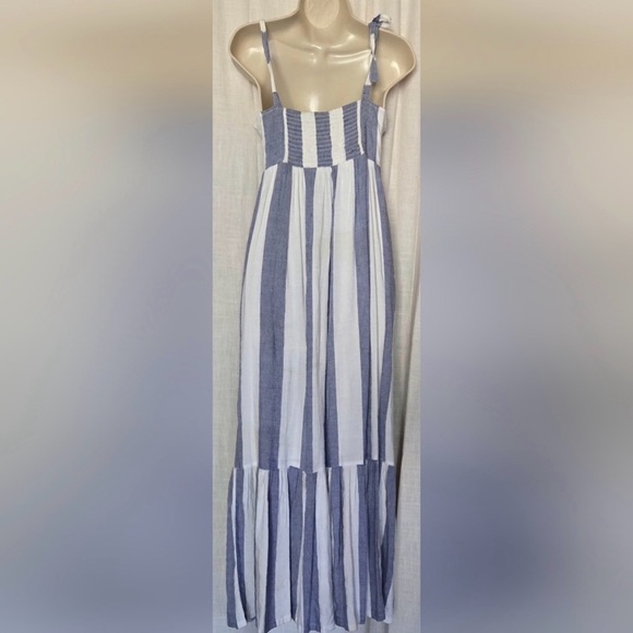 Tommy Bahama Blue and White Striped Maxi Dress. Size small. - Picture 3 of 3